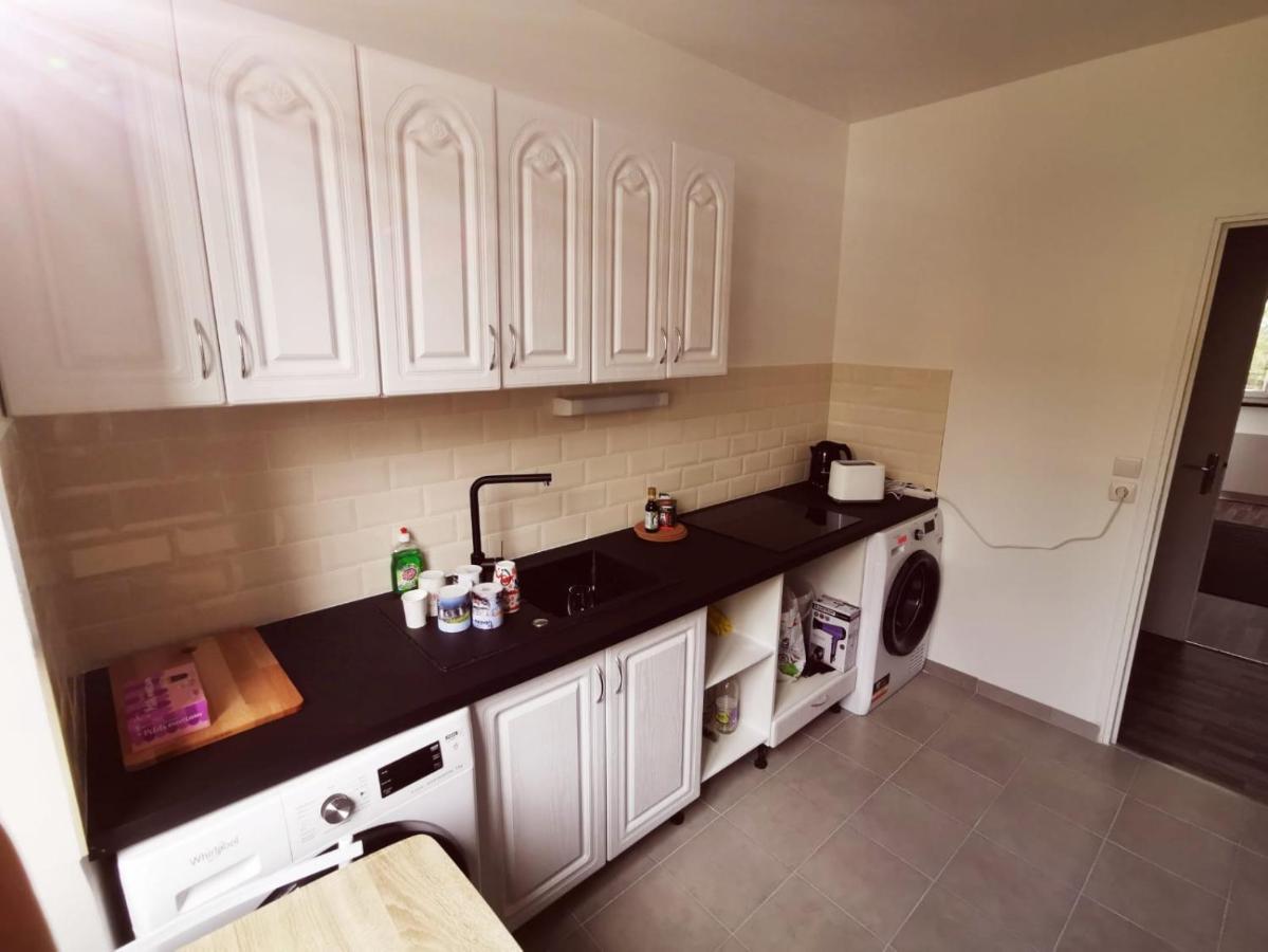 Appartement Pres De La Gare Rer C-Spacieux 4 Pieces Étampes Kültér fotó
