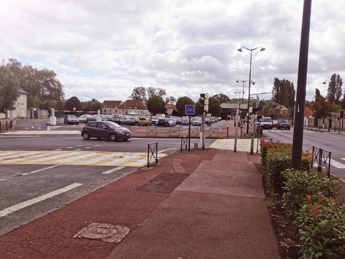 Appartement Pres De La Gare Rer C-Spacieux 4 Pieces Étampes Kültér fotó
